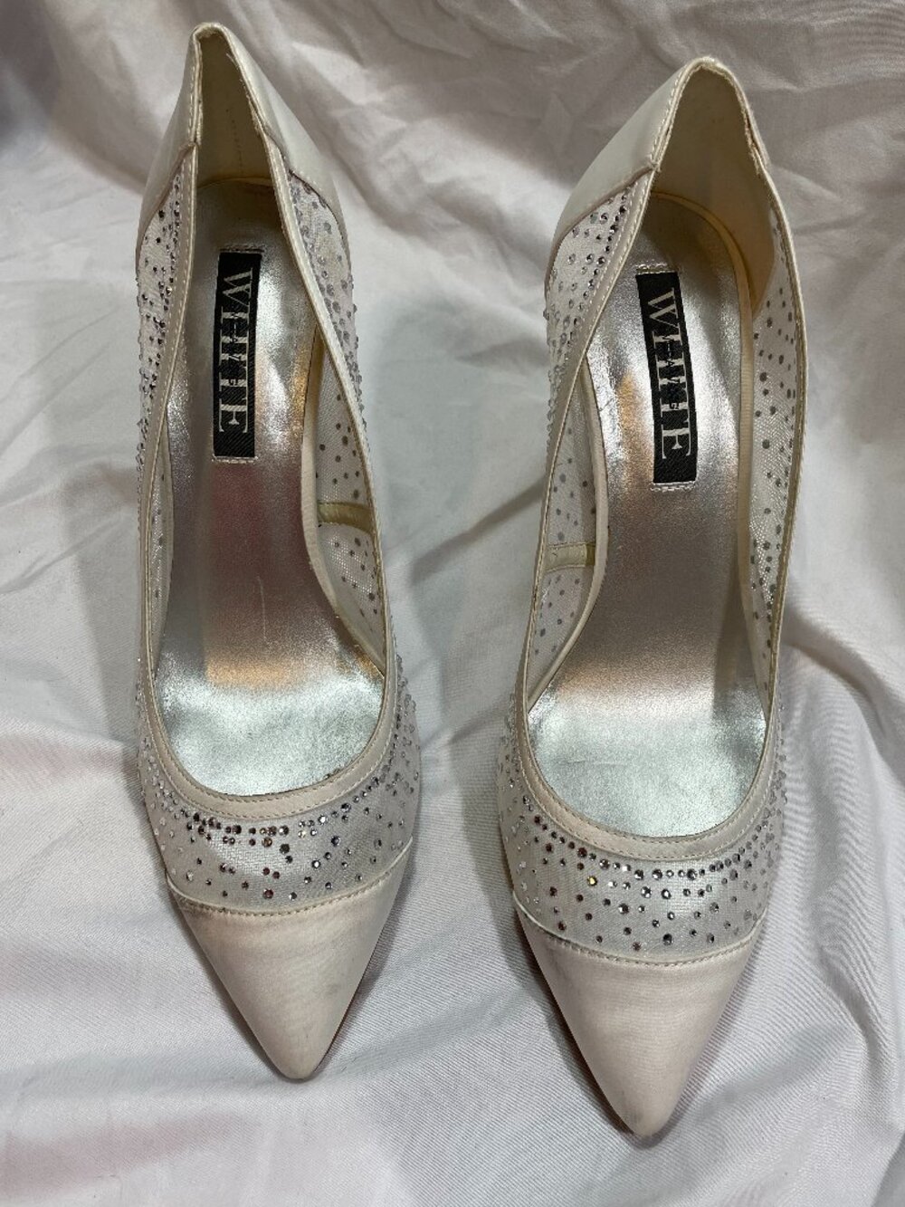White by Vera Wang Ivory Satin Rhinestone Bridal Pumps 9